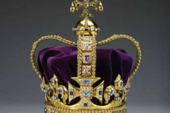 Image of the St Edwards Crown to be used at the coronation of King Charles III of the United Kingdom.