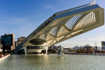 Museum of Tomorrow looking out over water in Rio de Janeiro