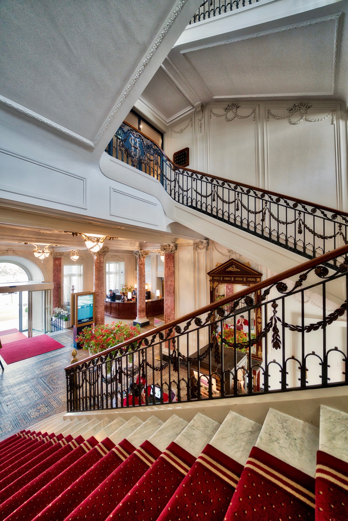 2 Hotel Schweizerhof Lucerne Switzerland Staircase 79