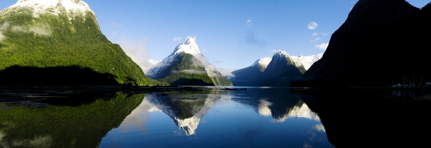 Lake And Mountains In New Zealand