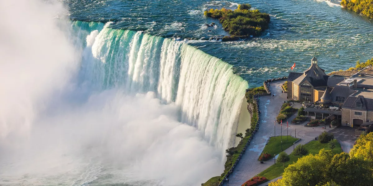 Indulgence in Eastern Canada Luxury Tour